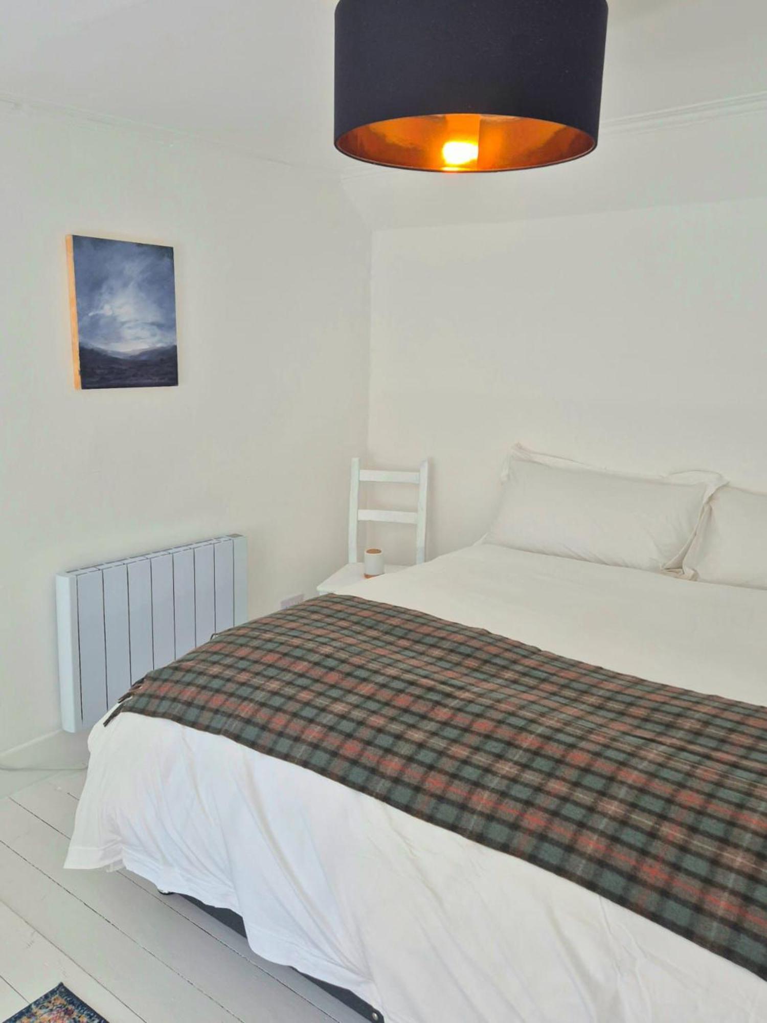 Mackinnon Cottage - 3 Bedroom Cottage Broadford (Isle of Skye) Ngoại thất bức ảnh
